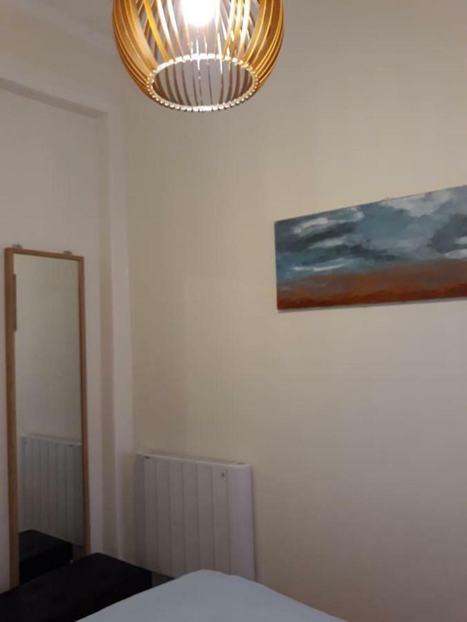 Appartement Lovely Flat In Adamastor Lissabon